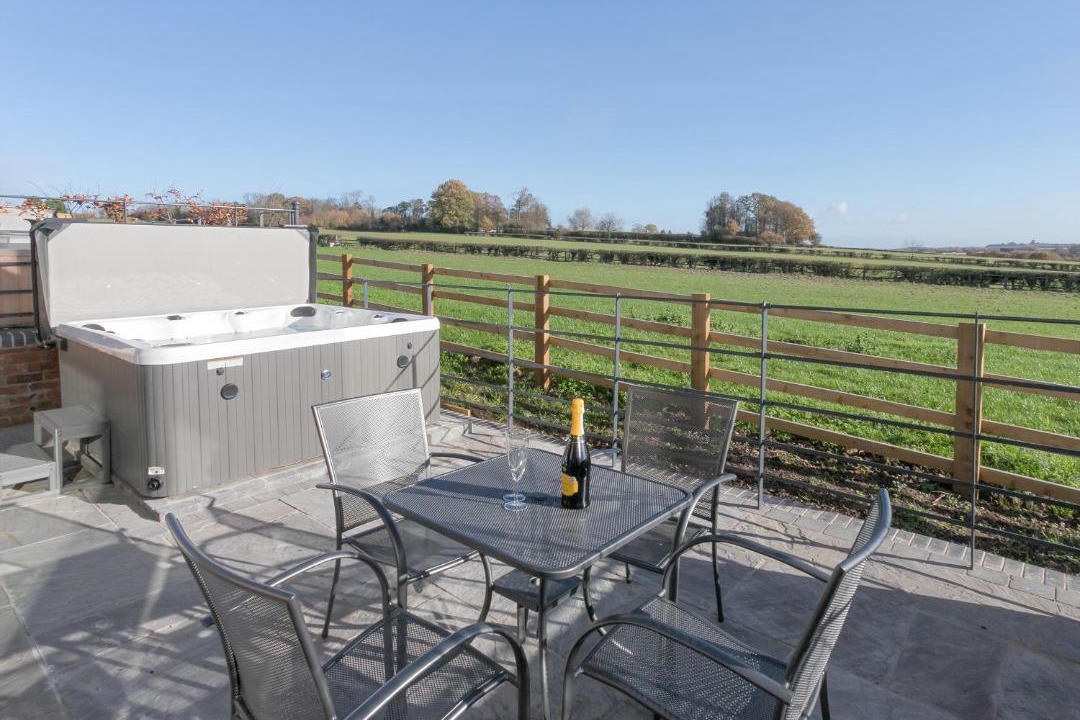 Photo of Others in Ticknall