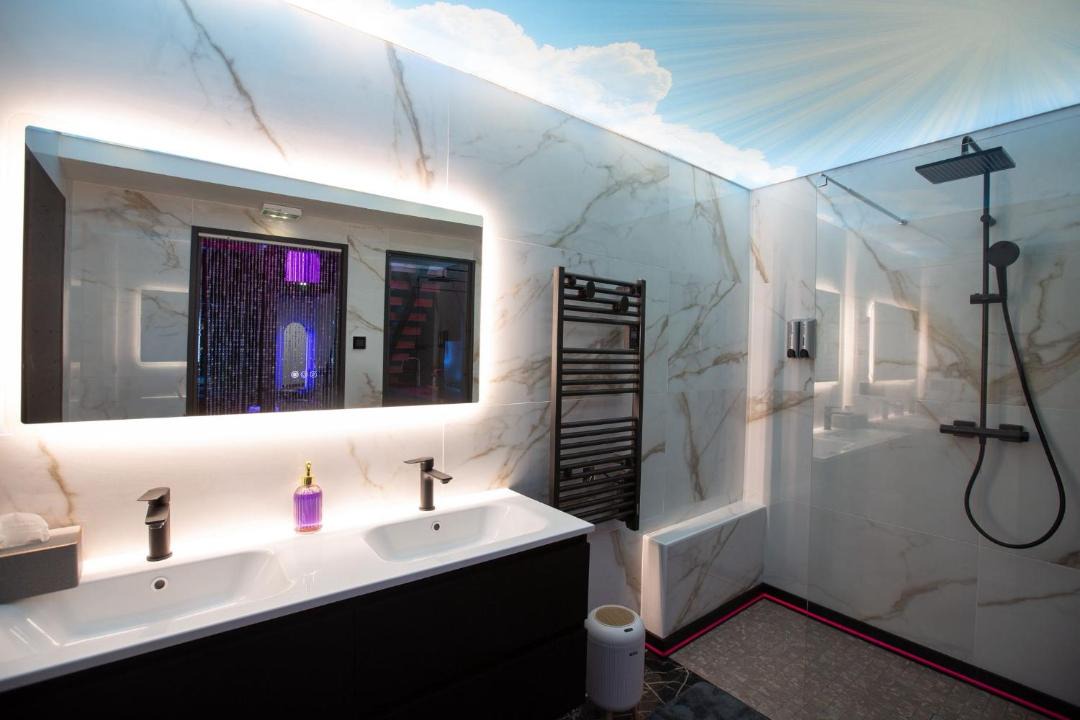 Photo of Bathroom in Saint-Quentin-sur-Isere