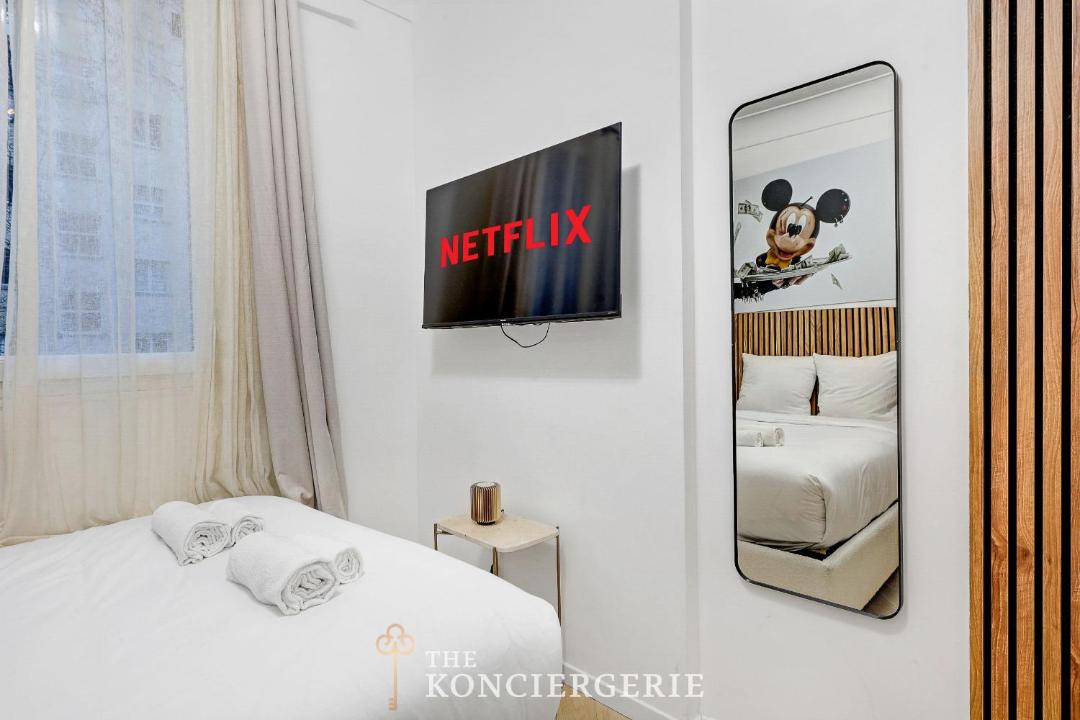 Photo of Bedroom in Porte-Dauphine
