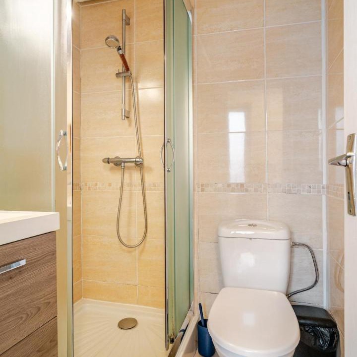 Photo of Bathroom in Flers
