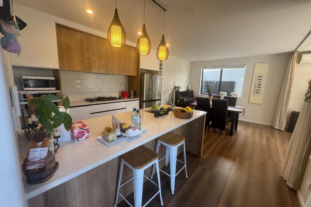 Photo of Others in Eastern Beach