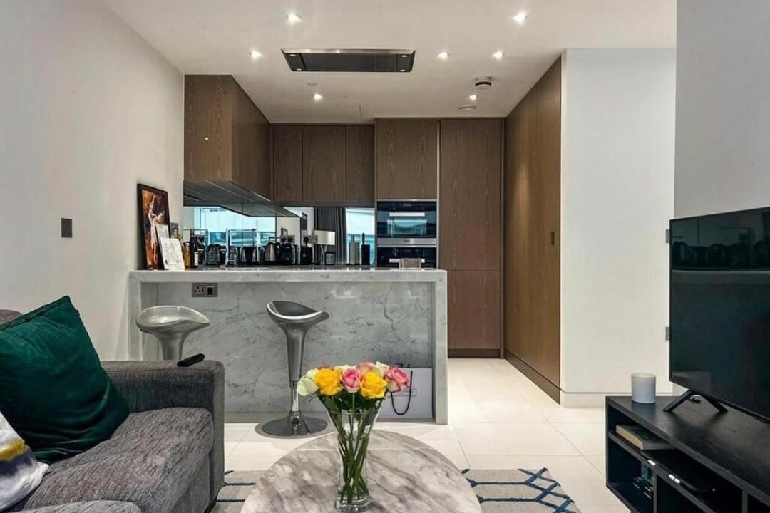 Photo of Others in Tower Hill