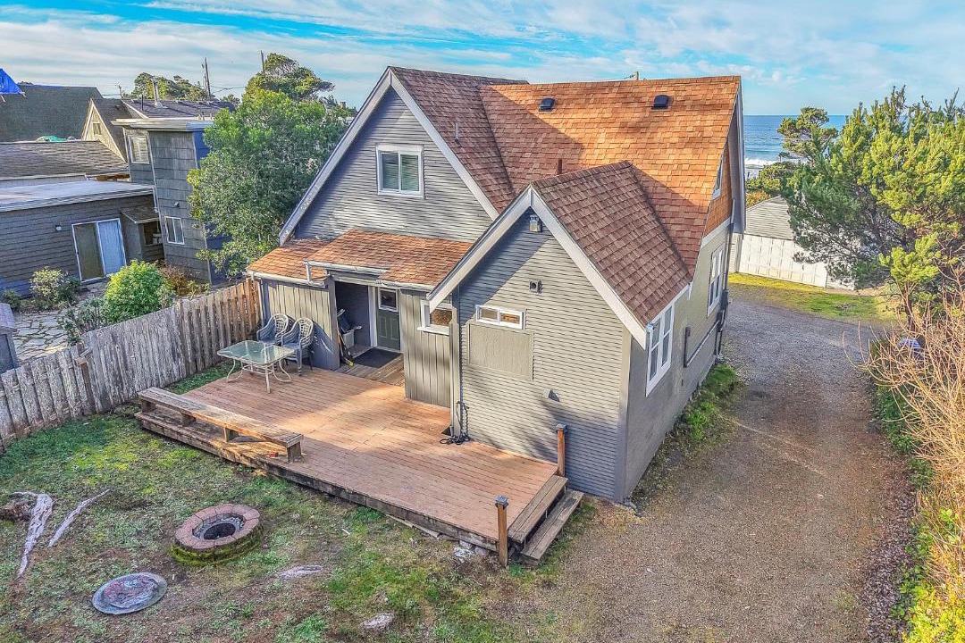 Photo of Others in Lincoln Beach