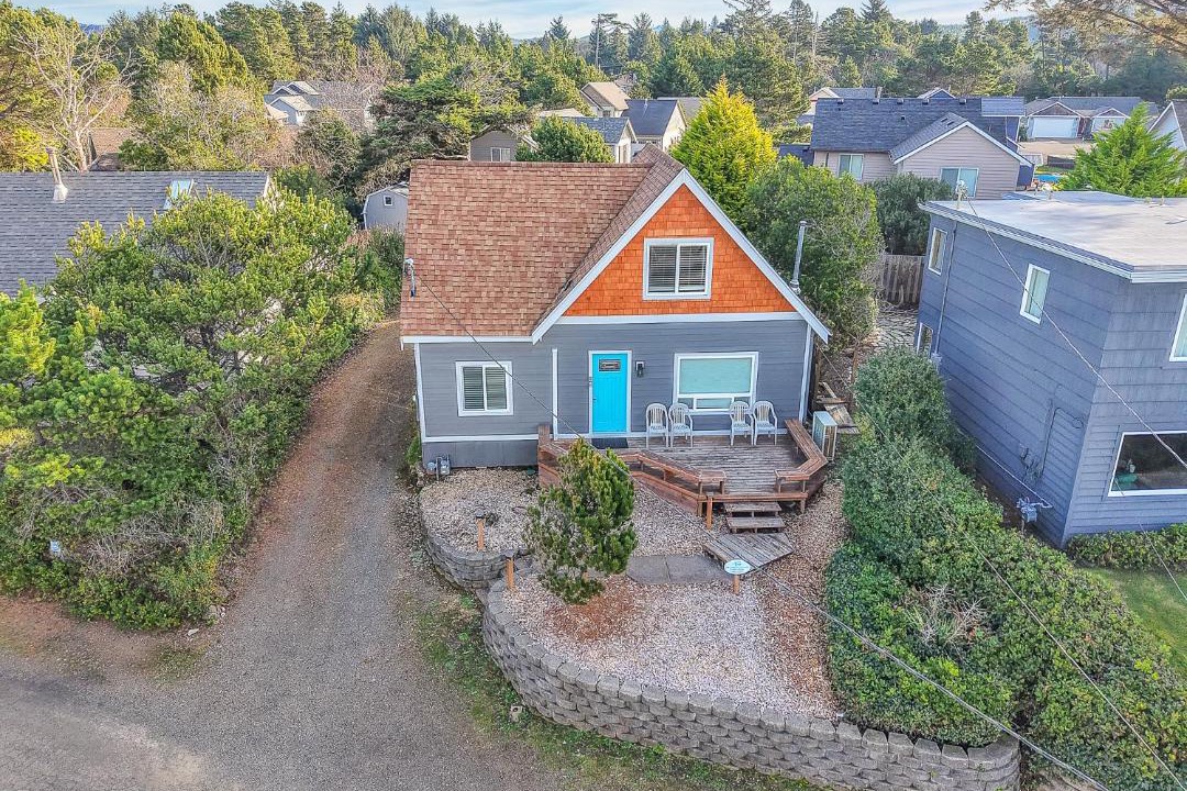 Photo of Others in Lincoln Beach