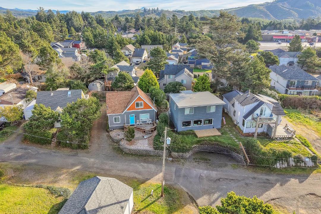 Photo of Others in Lincoln Beach