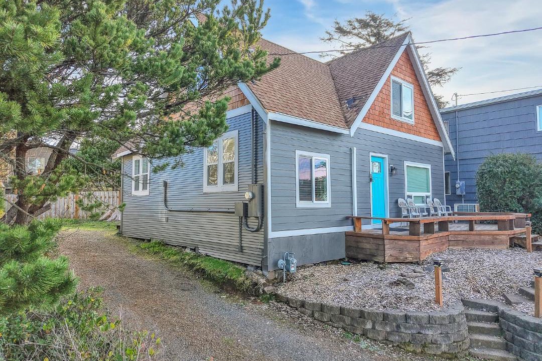 Photo of Others in Lincoln Beach