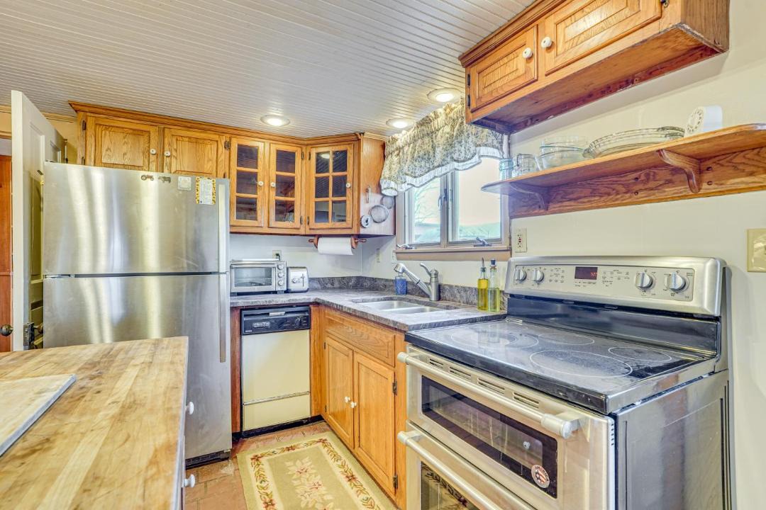 Photo of Kitchen in Ladiesburg