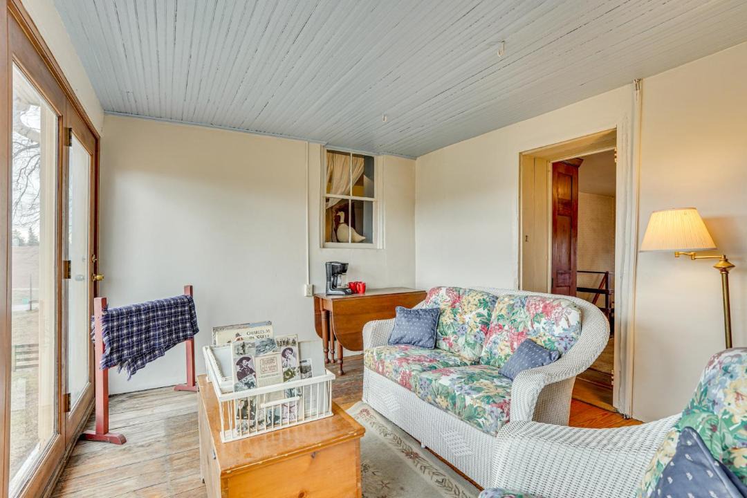 Photo of Bedroom in Ladiesburg