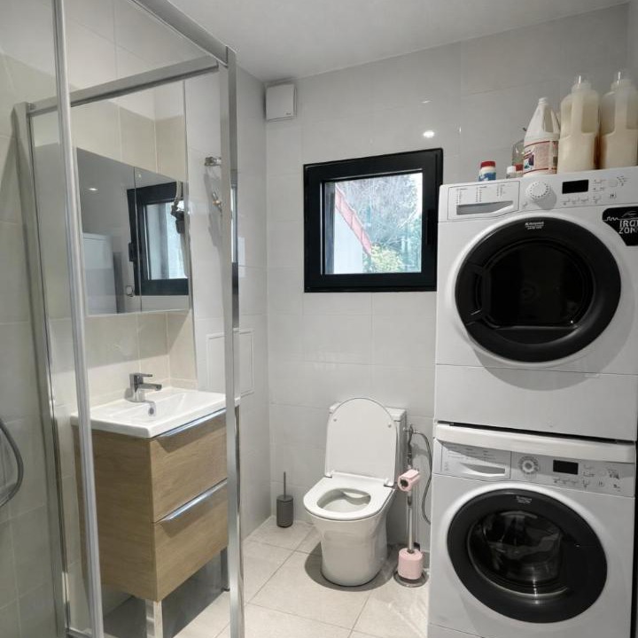 Photo of Bathroom in Cachan