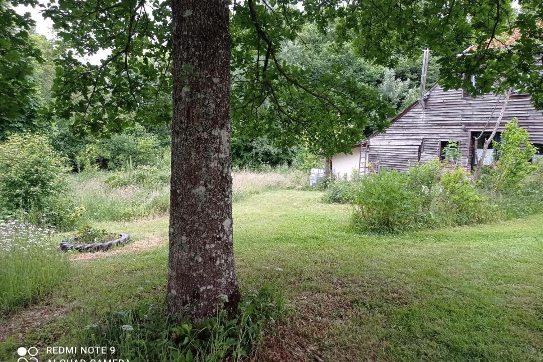 Photo of Others in Besmont