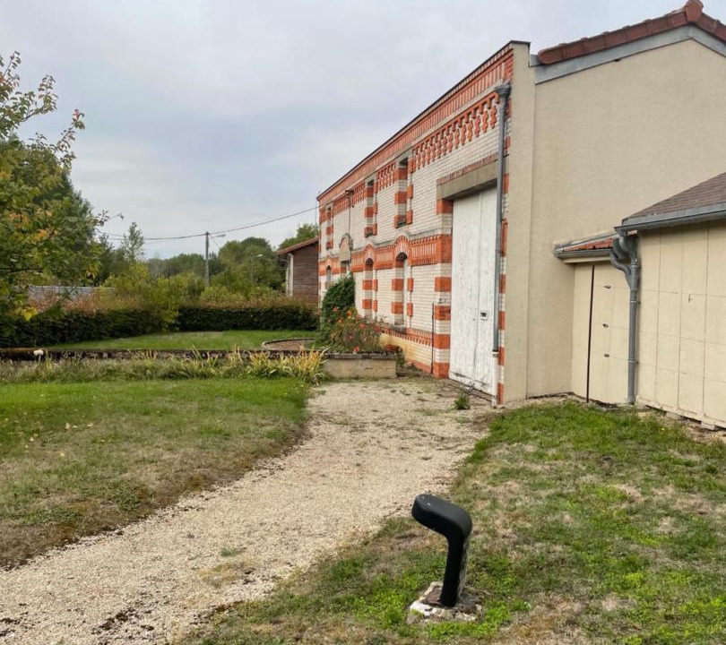 Photo of Others in Norrois