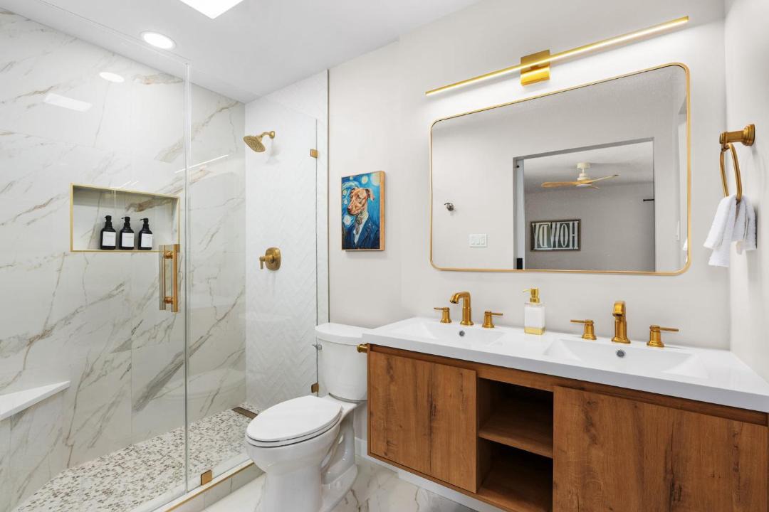 Photo of Bathroom in West Oak Hill