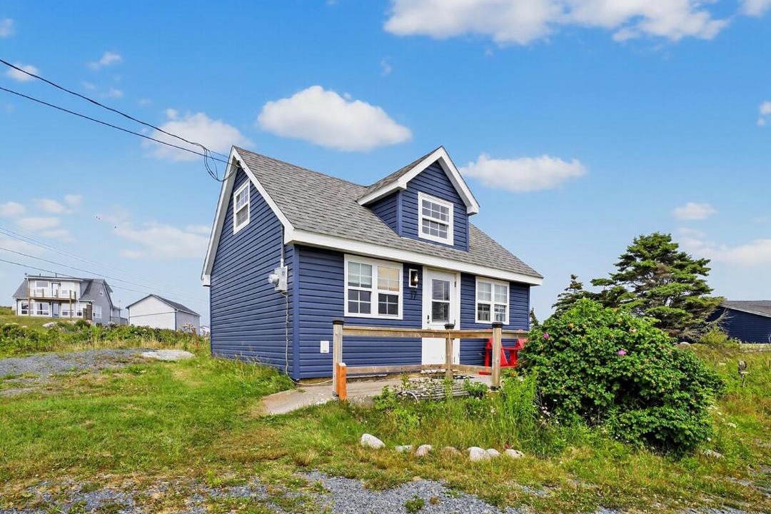 Photo of Others in Peggy's Cove