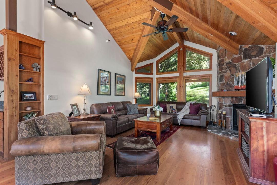 Photo of Livingroom in Deer Valley