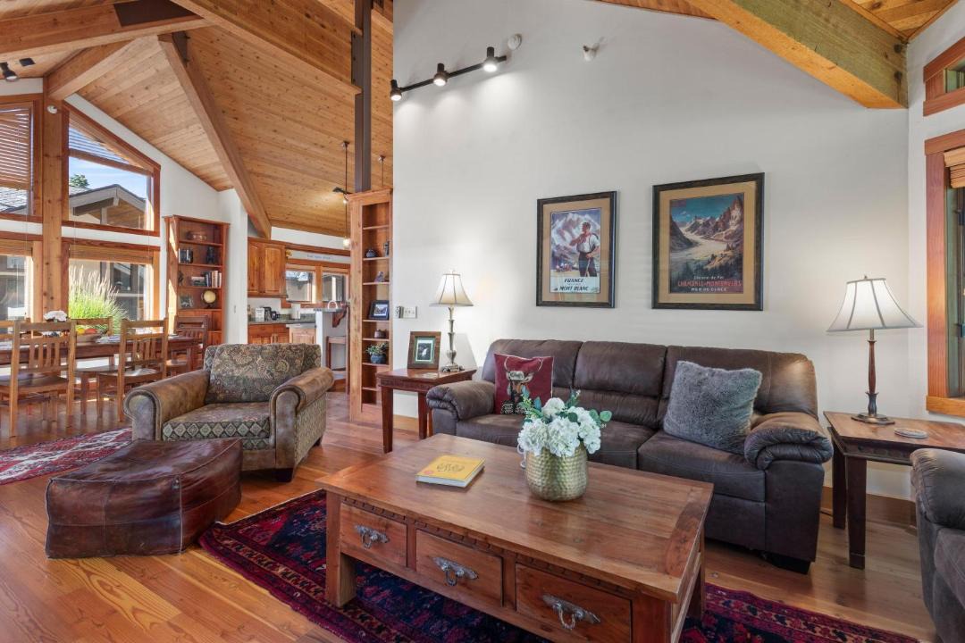 Photo of Livingroom in Deer Valley