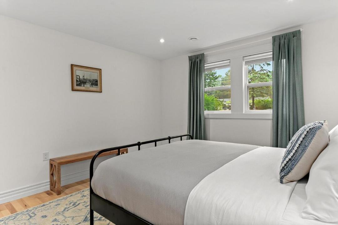 Photo of Others in Fox Point