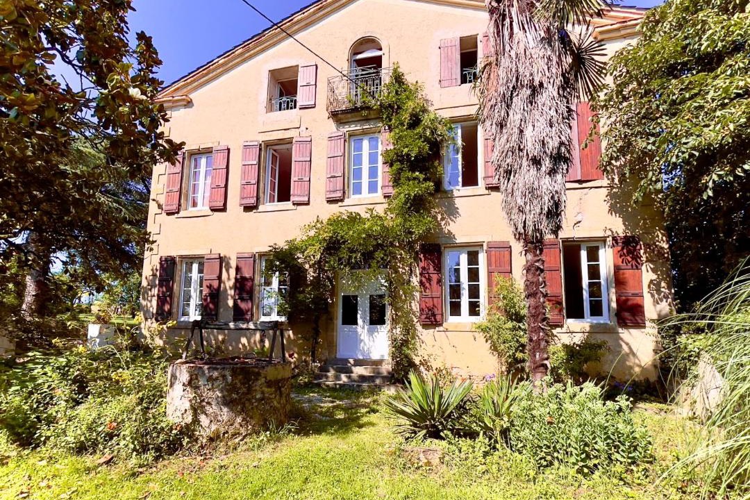 Photo of Others in Caillavet