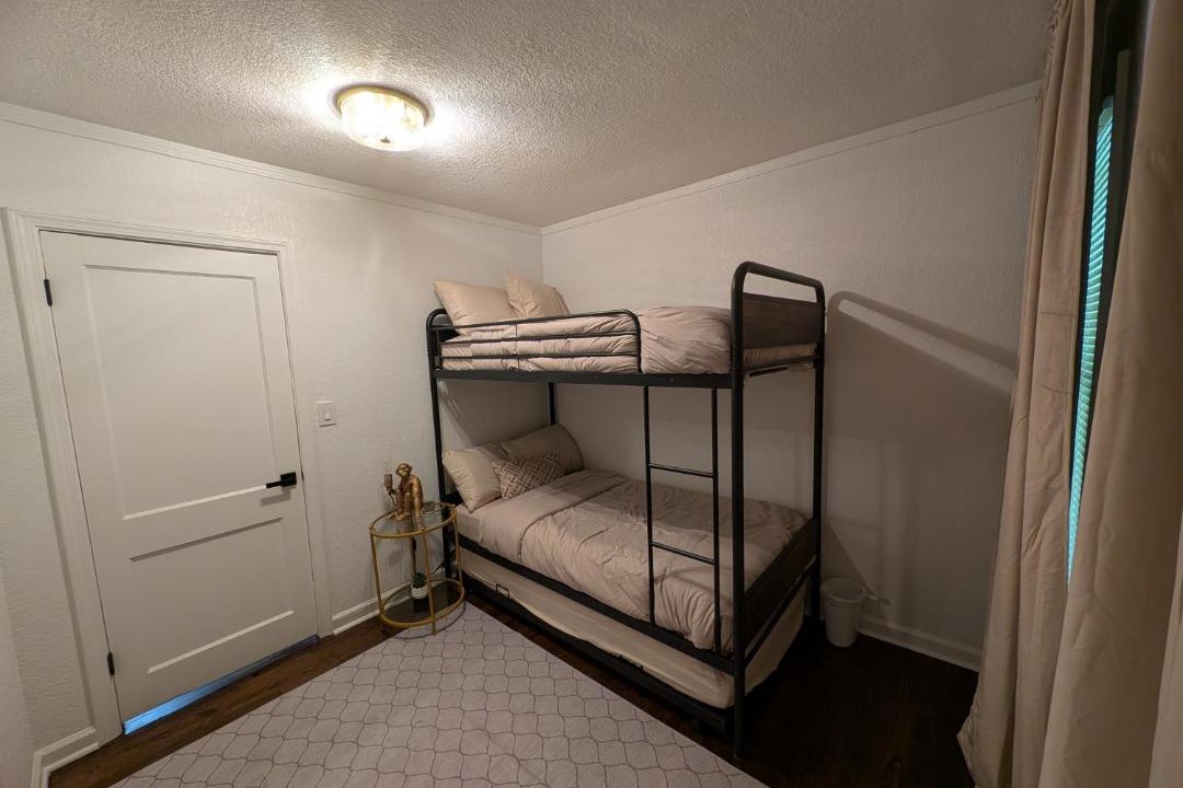 Photo of Others in Lee's Summit