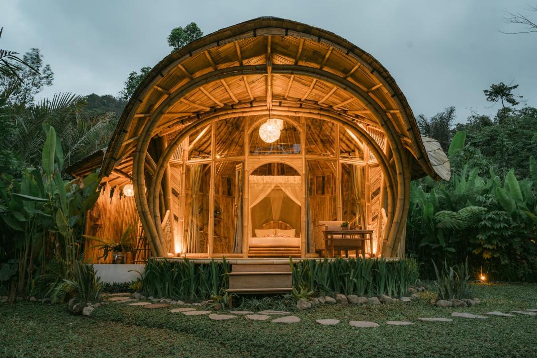 Photo of Others in Selat