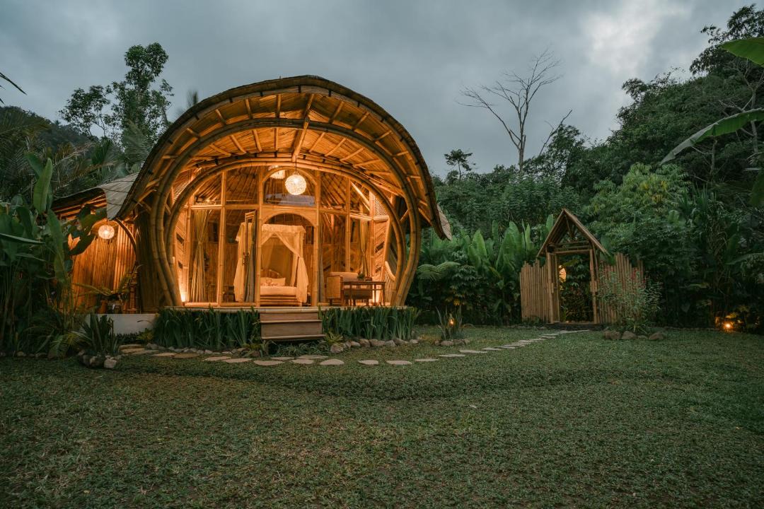 Photo of Others in Selat