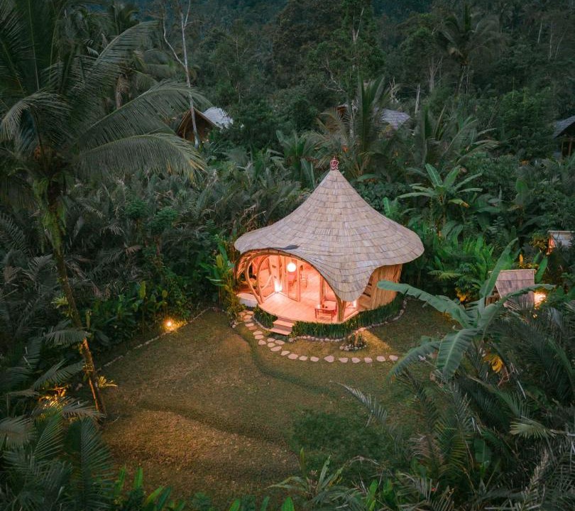 Photo of Others in Selat