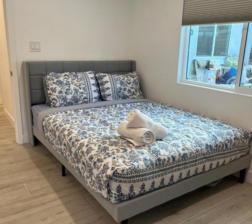 Photo of Bedroom in Woodland Hills