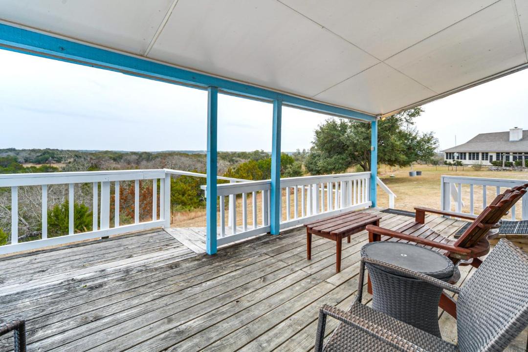 Photo of Patio Balcony in Blanco