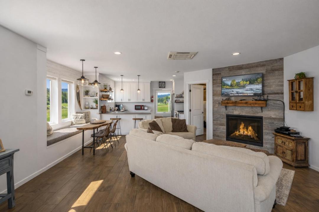 Photo of Others in Leavenworth