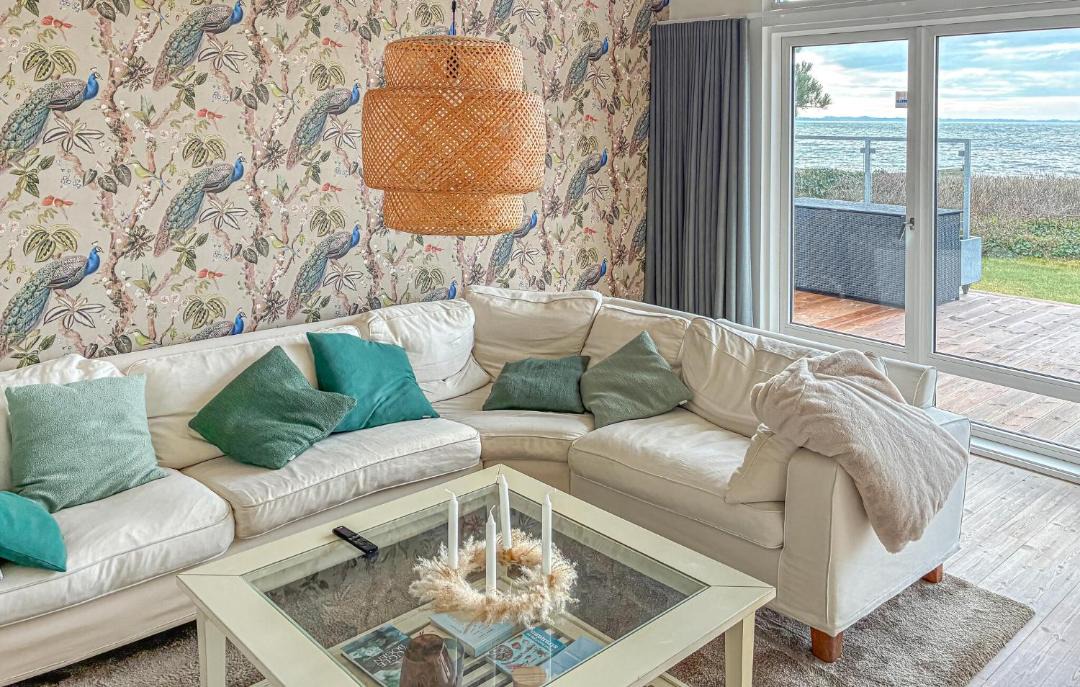 Photo of Others in Frolunde