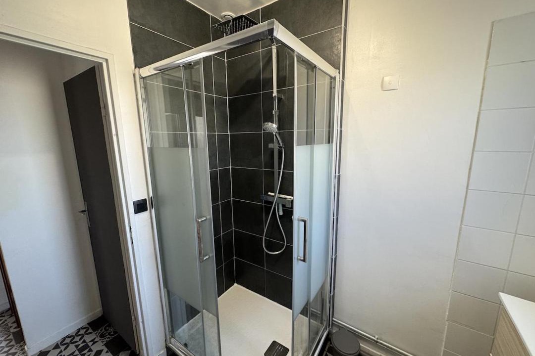 Photo of Bathroom in Les Jardins