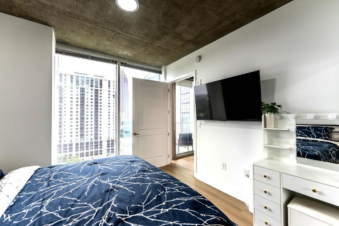 Photo of Bedroom in Midtown