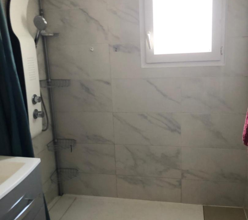 Photo of Bathroom in Cenon