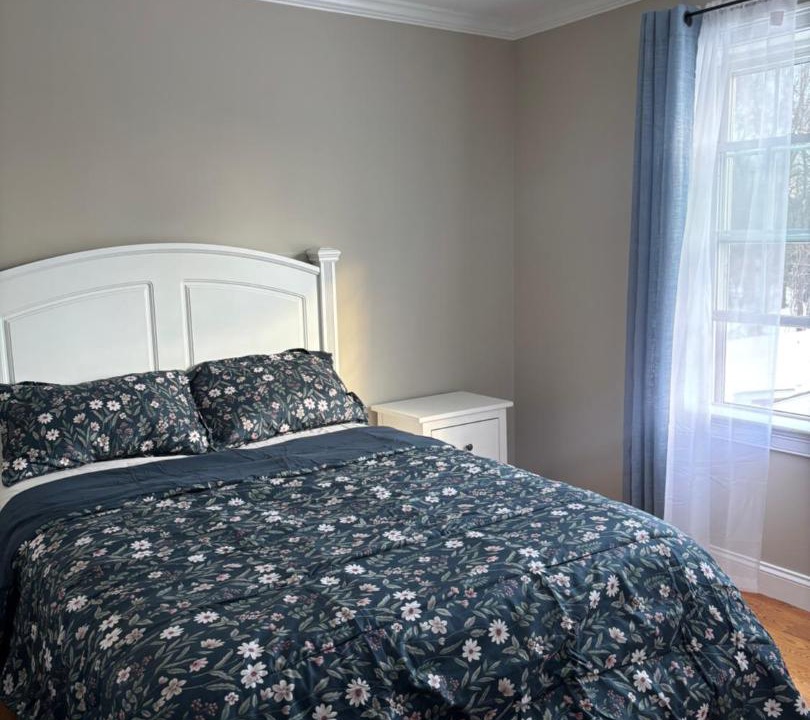 Photo of Bedroom in Holbrook