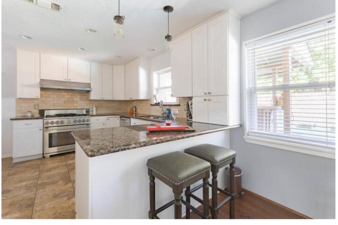 Photo of Kitchen in Woodlake - Briar Meadow