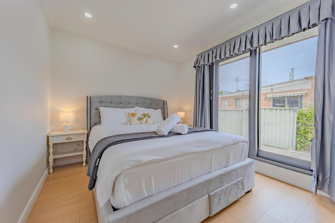 Photo of Others in Oberon