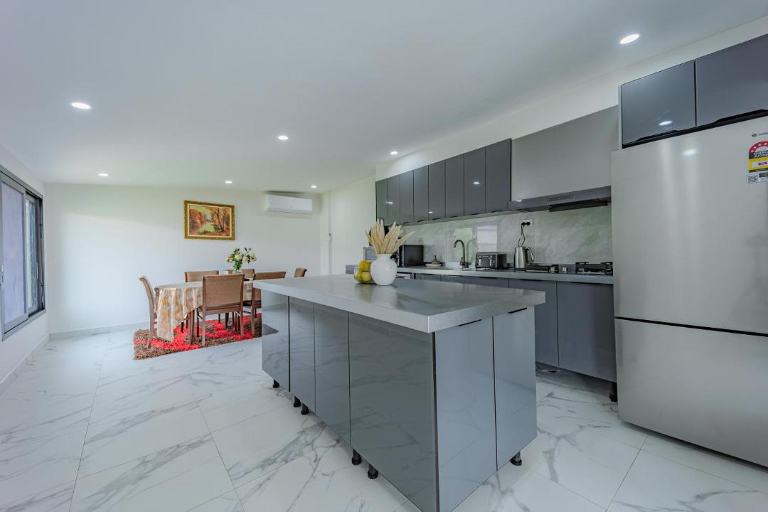 Photo of Others in Oberon