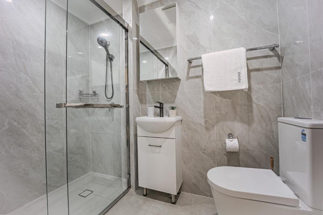 Photo of Others in Oberon