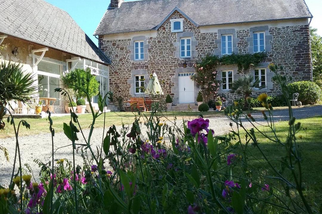 Photo of Others in (le) Mesnil Hue