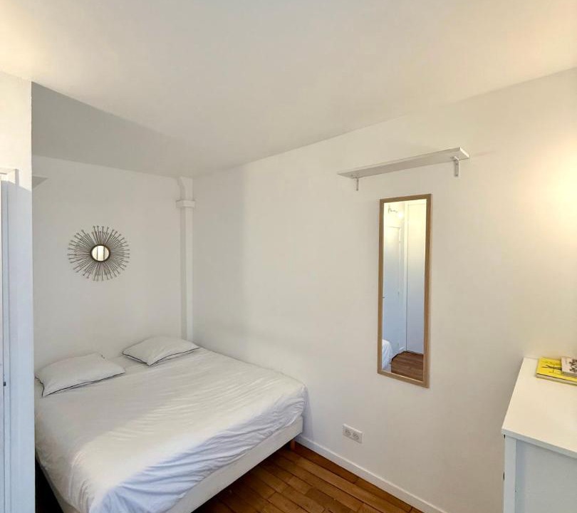Photo of Bedroom in Batignolles