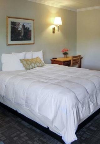 Photo of Bedroom in Bryant Pattengill East