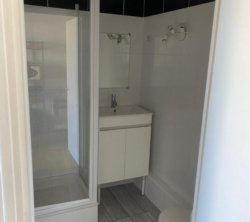 Photo of Bathroom in Saint-Regnobert-de-la-Cote-de-Nacre
