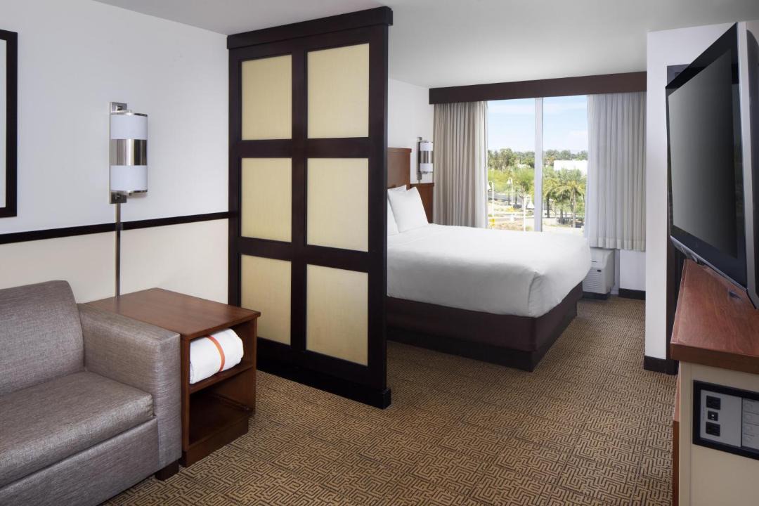 Photo of Bedroom in Mesa Grande
