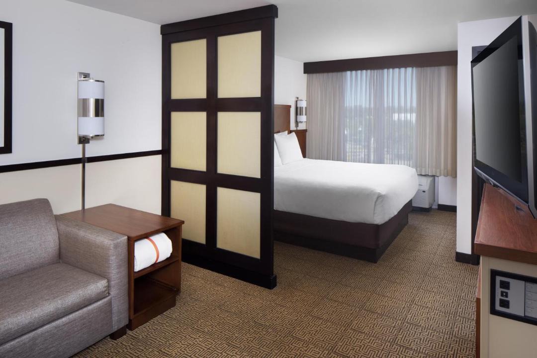 Photo of Bedroom in Mesa Grande