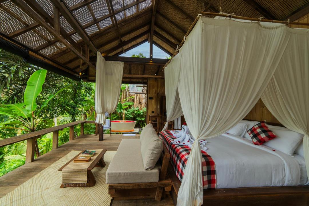 Photo of Others in Sidemen