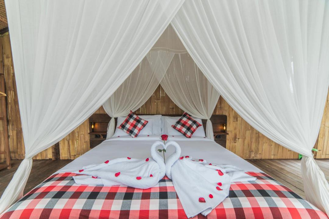 Photo of Others in Sidemen