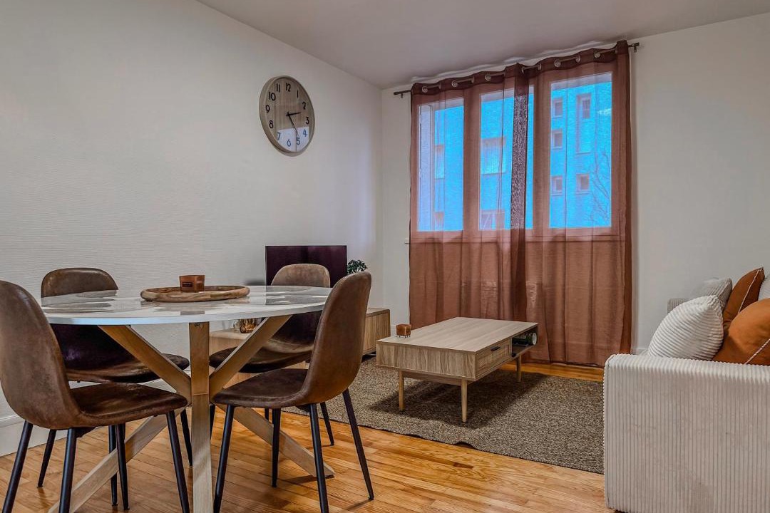 Photo of Others in Fontaine