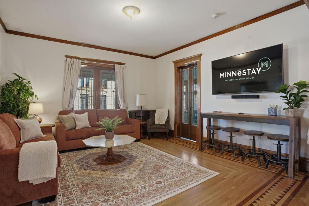 Photo of Livingroom in Downtown Minneapolis