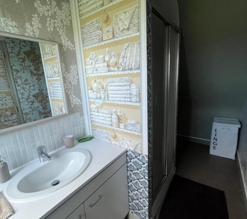 Photo of Bathroom in Questembert