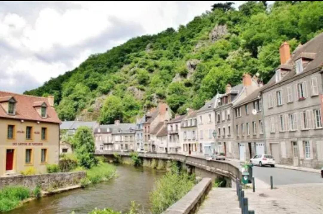 Photo of Others in Saint-Martial-le-Mont