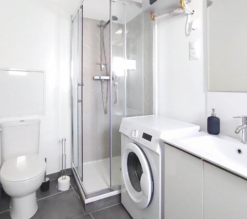 Photo of Others in Saint-Ay